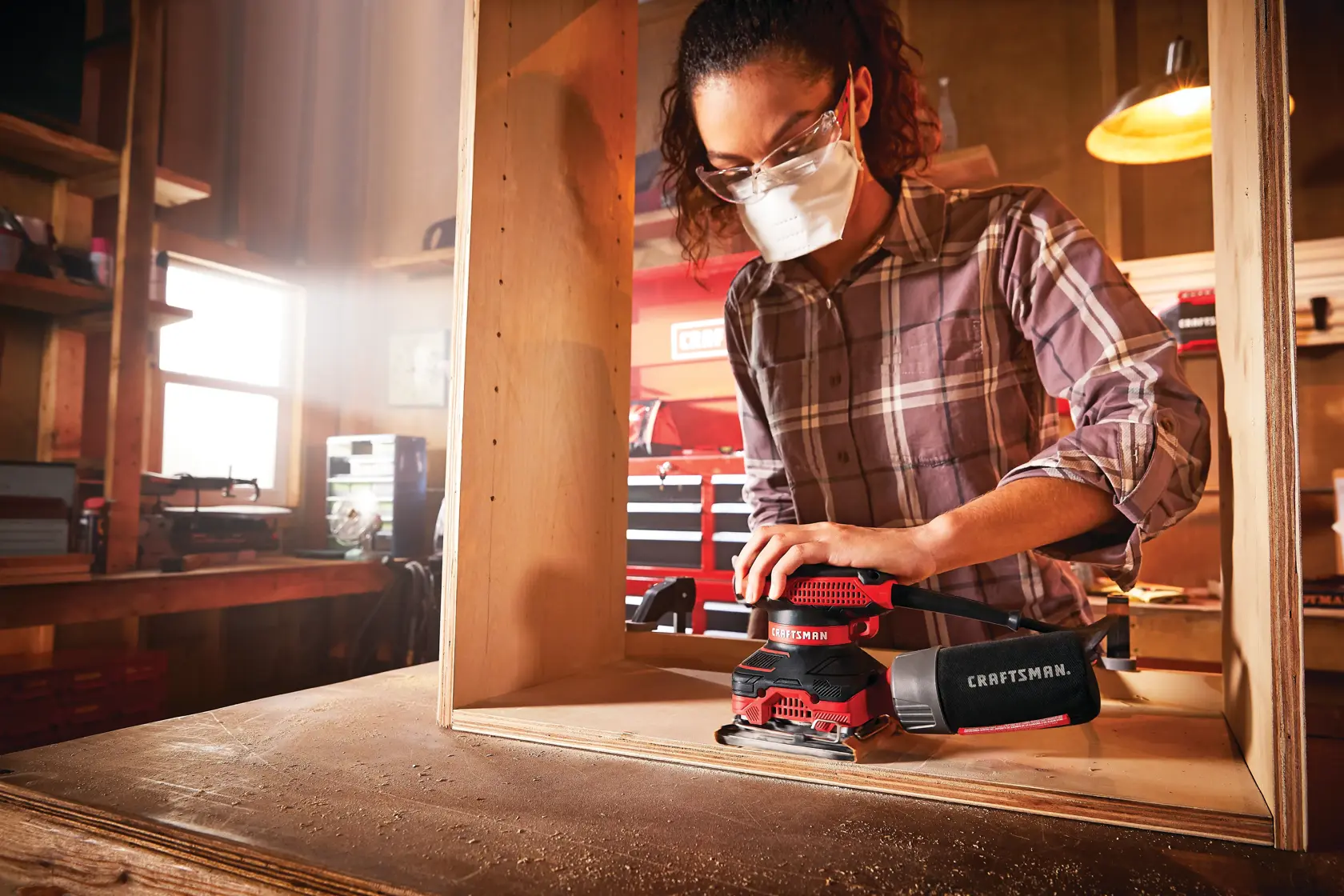 View of CRAFTSMAN Sander  being used by consumer