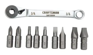 View of CRAFTSMAN Screwdrivers: Set on white background